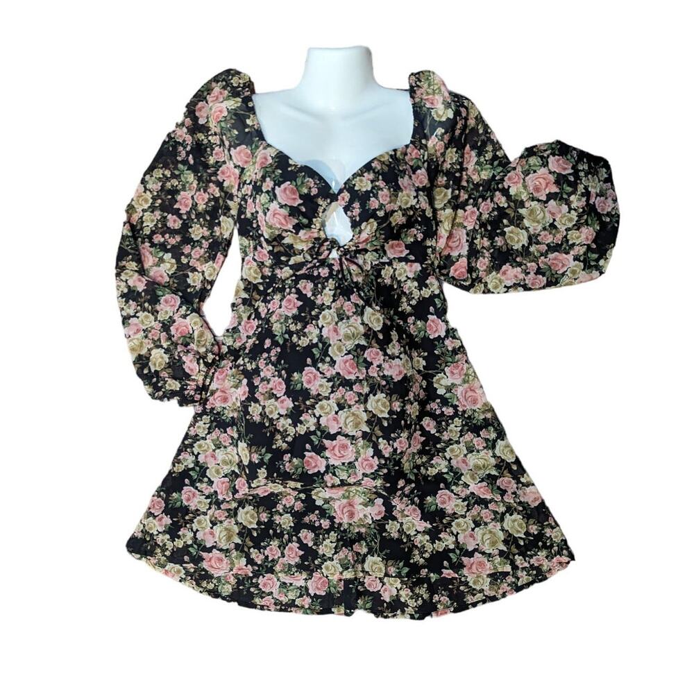 NWT En Creme Women's Floral Cutout Long Sleeve Mini Dress Size M